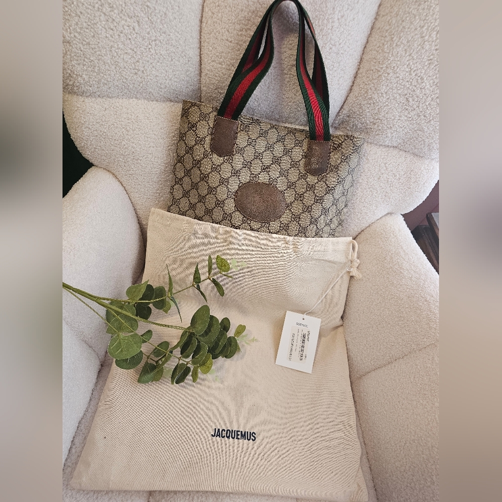 Gucci Beige and Brown Tote Bag with Red and Green Straps GUC - Picture 2 of 16